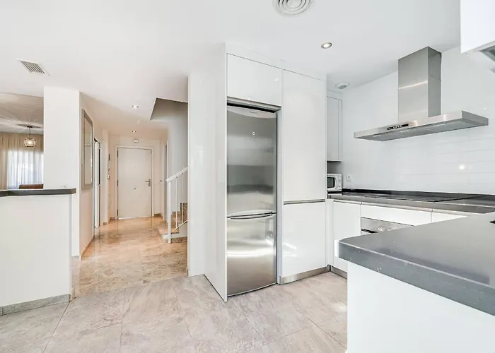 New Cozy Three Bedrooms Duplex In Naranjos Apartman Marbella