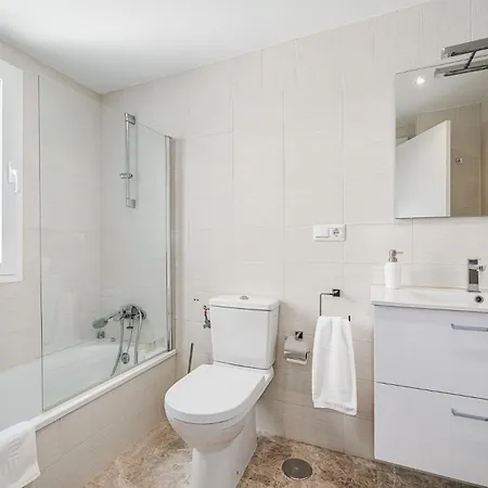 New Cozy Three Bedrooms Duplex In Naranjos 別荘 マルベーリャ